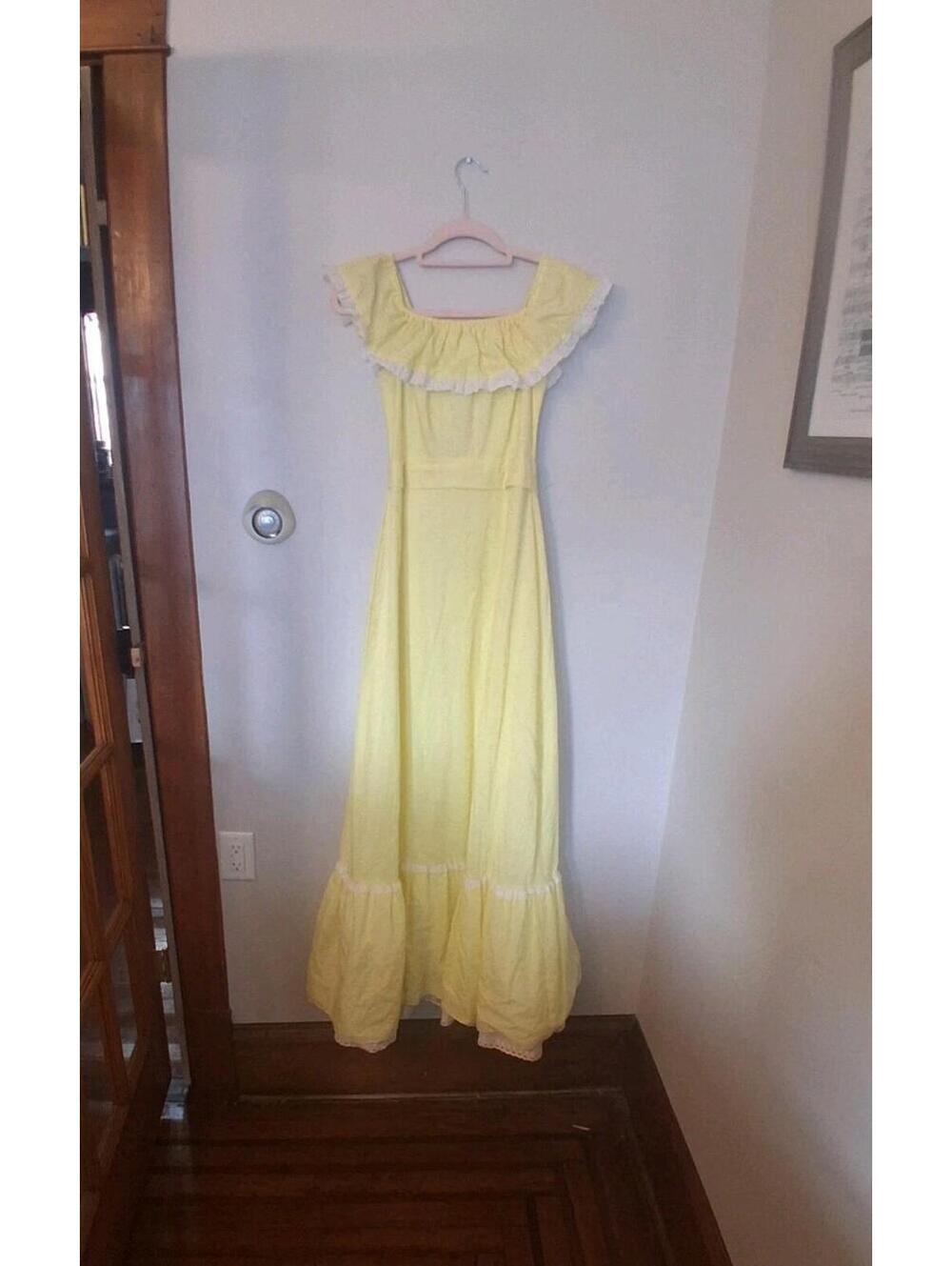 70s Vintage Yellow Ruffled Dress, Maxi Bridesmaid Prom Gown Size S Princess - Picture 2 of 9